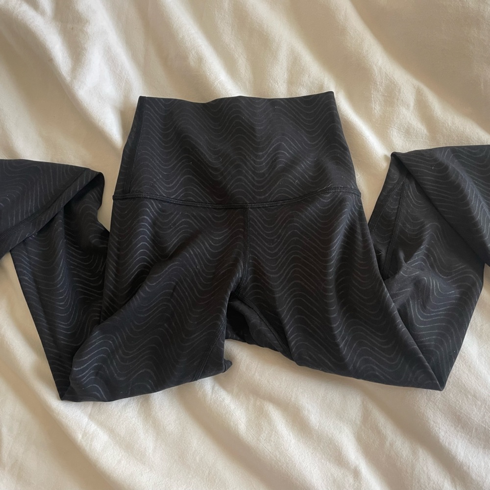 Black pattern lululemon align leggings